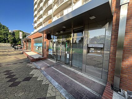 京都銀行向島支店 約655ｍ(徒歩9分)