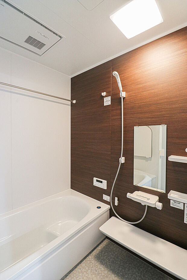 【施工例:浴室】健やかな毎日に欠かせないリラックスしたバスタイム。お風呂時間で身も心もリセット!