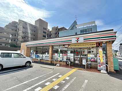 セブンイレブン山科外環小野店 約550ｍ(徒歩7分)