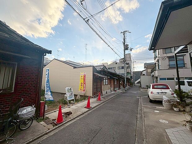 お電話でご予約いただけましたら、お仕事終わりの遅い時間などお客様のご都合に合わせてご対応させて頂きますのでお気軽にお問い合わせください!(R8.1撮影)