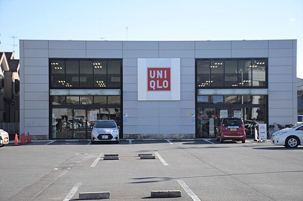 ユニクロ嵯峨野店