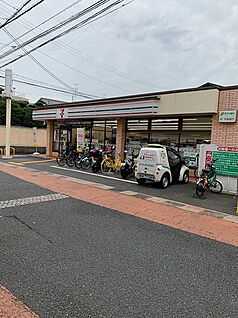 セブンイレブン 約222ｍ(徒歩3分)