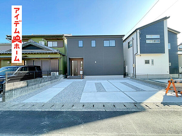 　　　　１号棟　外観写真
　　　当日の案内も可能です♪
　お気軽にお問い合わせください！