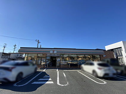 セブンイレブン 豊橋高洲町店 250ｍ(徒歩4分)