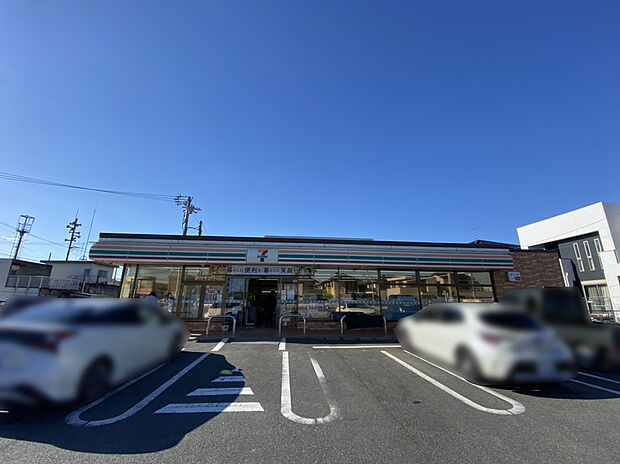 セブンイレブン 豊橋高洲町店（約400m）
