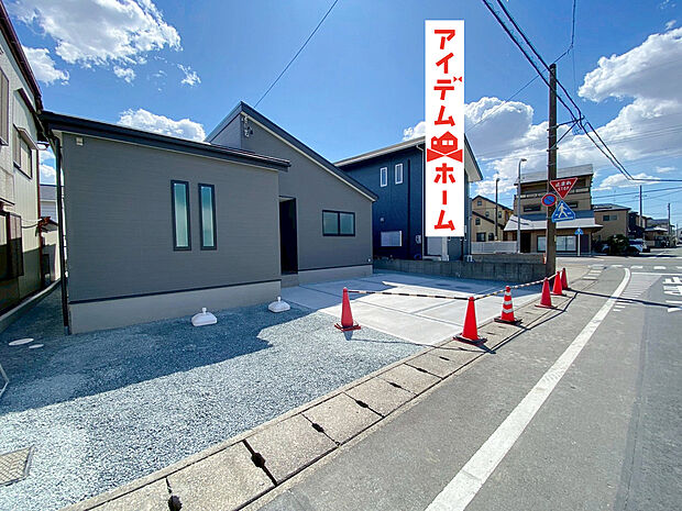 【1号棟 外観写真】当日の案内も可能です♪
お気軽にお問い合わせください!