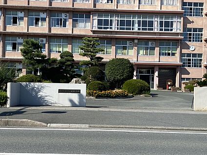 浜松市立笠井中学校 500ｍ(徒歩7分)