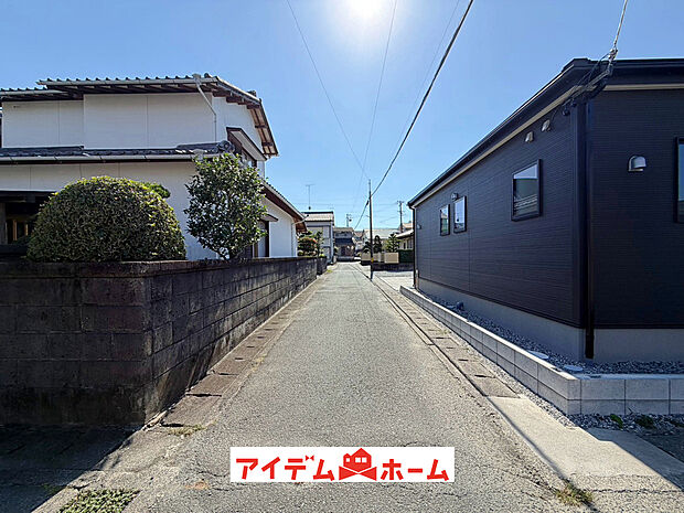 【前面道路写真】当日の案内も可能です♪
お気軽にお問い合わせください!