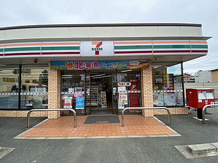 セブン-イレブン 豊橋老松町店 580ｍ(徒歩8分)
