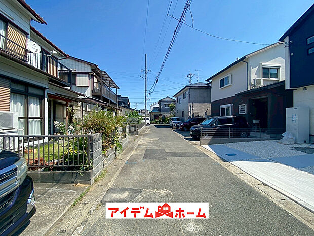 【前面道路写真】 当日の案内も可能です♪
お気軽にお問い合わせください!