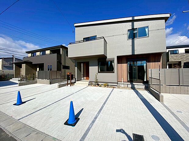 【2号棟 外観写真】当日の案内も可能です♪
お気軽にお問い合わせください!