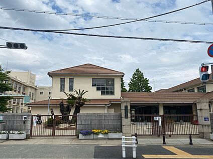 住吉小学校 約800ｍ(徒歩約10分)