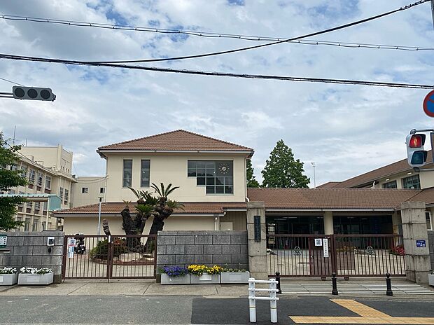 住吉小学校