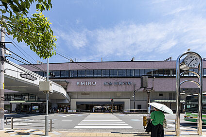 阪急「高槻市」駅 約960ｍ(徒歩12分)