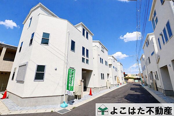 周辺は閑静な住宅街となっており小さなお子様にも安心です。