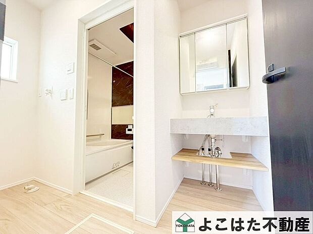 お子様と一緒にお風呂に入る時にも着替えが窮屈ではありません。