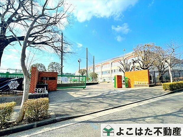 川崎市立金程中学校(約1,450m)