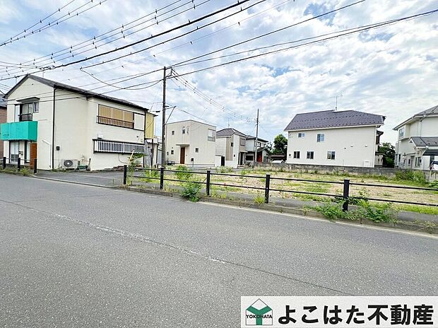 【外観】たっぷりの陽光が入ってくる建物配置です。風通しも良く、気持ちよく過ごせそうです。