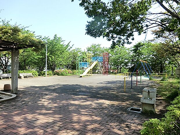 菅馬場公園（約110m）