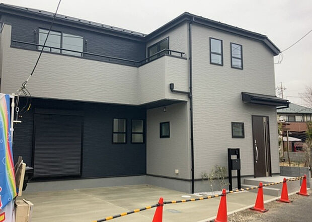 ついに完成致しました!現地をご見学に行く際は、道路の幅や周辺の交通量、施設などをご確認頂くことをおすすめします!物件の流れが早いため、内見をしたい方はお早めに当社営業までお問い合わせ頂きご予約下さい!