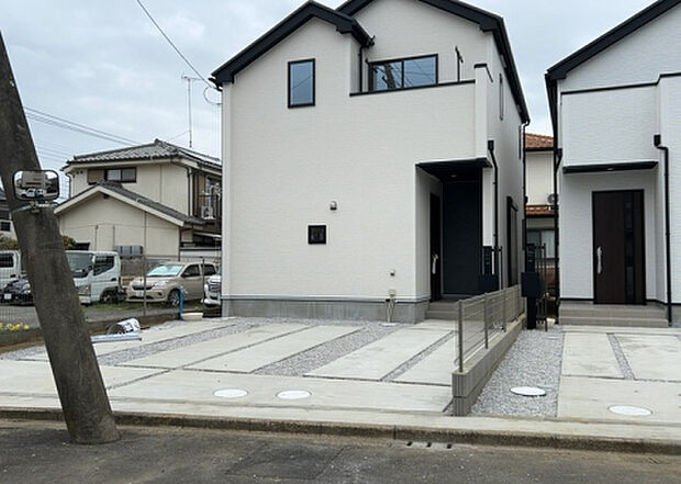 ついに完成致しました!現地をご見学に行く際は、道路の幅や周辺の交通量、施設などをご確認頂くことをおすすめします!物件の流れが早いため、内見をしたい方はお早めに当社営業までお問い合わせ頂きご予約下さい!