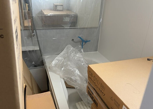 入浴時の快適さも大事なことですが、綺麗な状態を維持できなければ気持ちよく入浴できません。毎日の掃除が楽という点は大事なポイントになります!カビが生えにくく掃除がしやすい、壁や浴槽を選ぶといいでしょう。