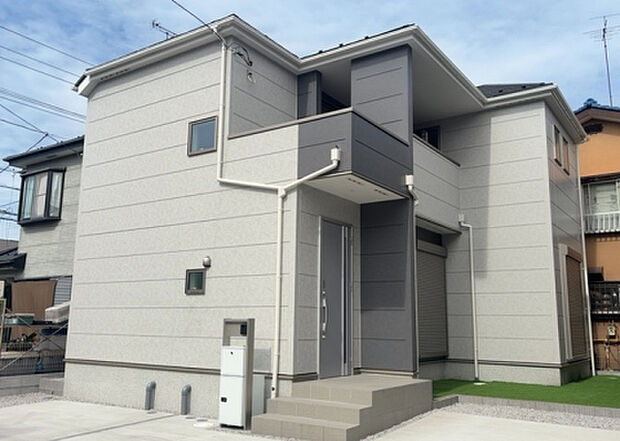 ついに完成致しました!現地をご見学に行く際は、道路の幅や周辺の交通量、施設などをご確認頂くことをおすすめします!物件の流れが早いため、内見をしたい方はお早めに当社営業までお問い合わせ頂きご予約下さい!