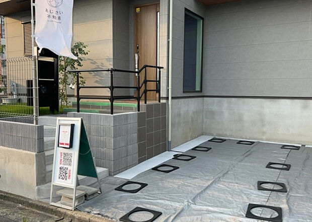 木造住宅とは土台、壁、柱など建築物の強度を支える構造体の材に木が使用されている構造を指します。構造体は建物の自重を支えるだけではなく風圧や水圧、積裁荷重などあらゆる衝撃に耐えるための基礎です。