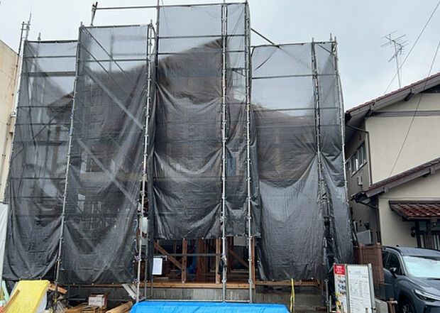 ついに完成致しました!現地をご見学に行く際は、道路の幅や周辺の交通量、施設などをご確認頂くことをおすすめします!物件の流れが早いため、内見をしたい方はお早めに当社営業までお問い合わせ頂きご予約下さい!