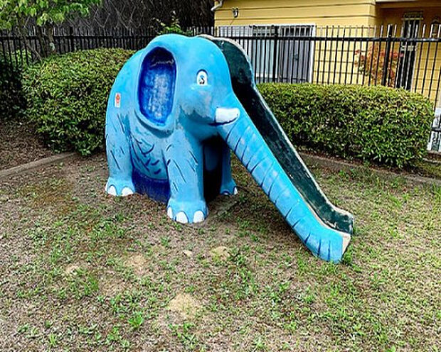 金井子象児童公園(約727m)