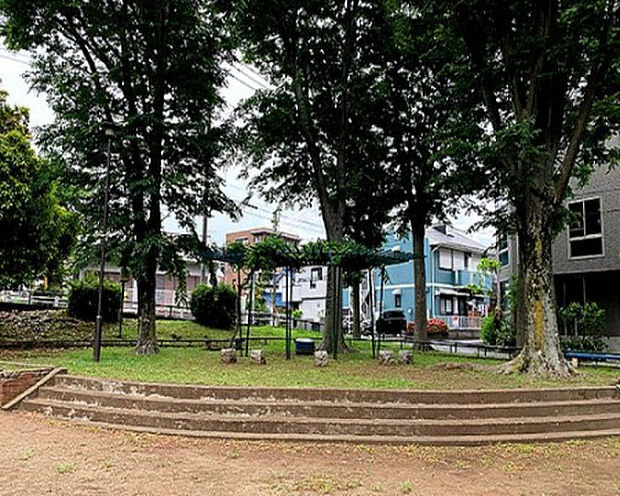 石川道公園(約162m)