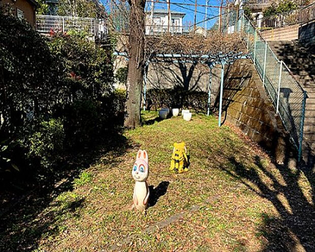 成瀬南台公園（約288m）