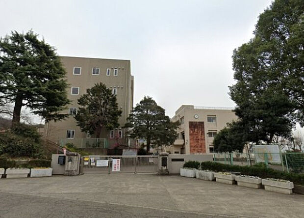 荻野中学校（約1,485m）