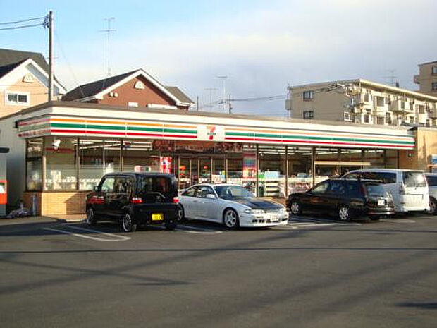 セブンイレブン 座間ひばりが丘一丁目店（約386m）