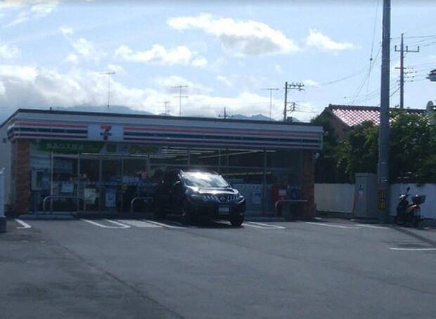 セブンイレブン 三田店（約295m）