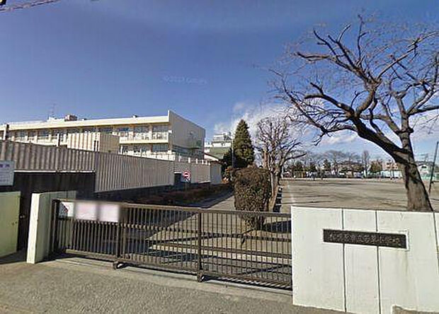 若草小学校（約281m）