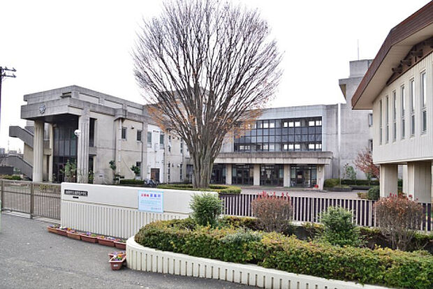 鵜野森中学校（約519m）