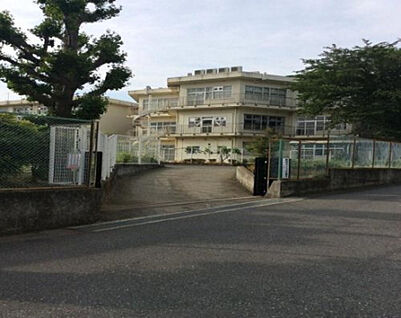 町田第六小学校 163m(徒歩3分)