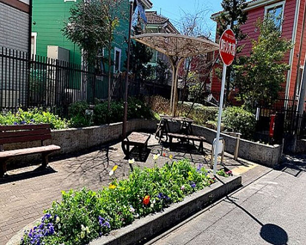 東玉川学園2丁目トムテ公園(約165m)