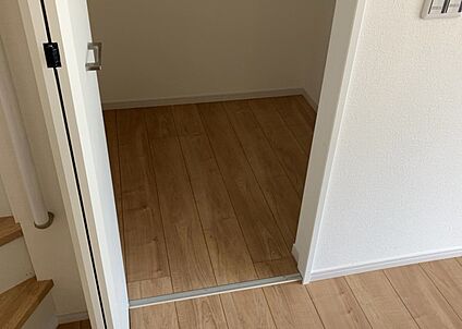 キッチン床下収納