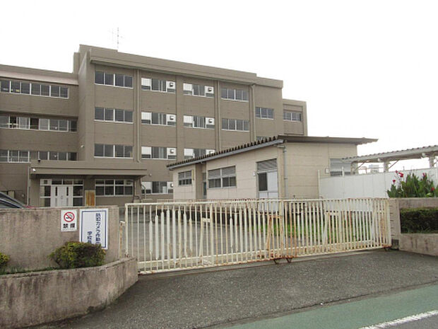 東名中学校(約991m)