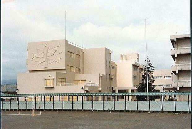 睦合中学校（約957m）