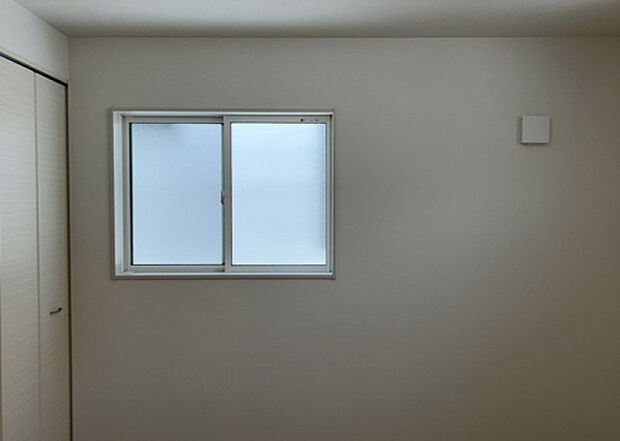 【子供部屋】子供が何人でも年齢によっては、受験時にしっかり壁のある個室があった方が良い場合もあります。難しい問題ですが、兄弟の人数や、性別や年齢差によって状況が異なりますので、数年後のこともしっかり考えましょう。