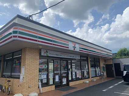 セブンイレブン　厚木上荻野北店 1386m(徒歩分)