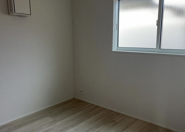 【子供部屋】子供が何人でも年齢によっては、受験時にしっかり壁のある個室があった方が良い場合もあります。難しい問題ですが、兄弟の人数や、性別や年齢差によって状況が異なりますので、数年後のこともしっかり考えましょう。
