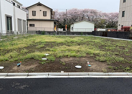 前面道路含む現地写真_3