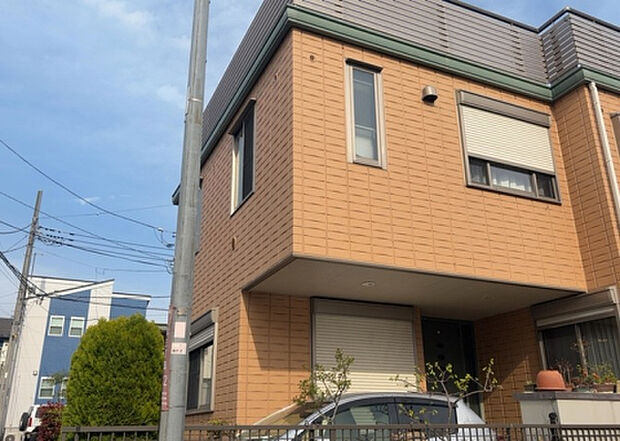 【物件からの展望_2】眺望を気にして物件を探す場合、前面に建物が建っていないか現地で確認しましょう!前面に建物があると景色はもちろん、日当たりや風通しにも影響が出てきます。住んだ時のことを想像しながら現地見学をしましょう。