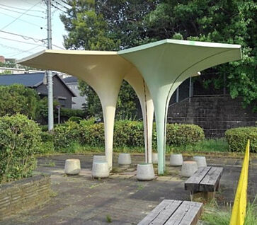 鹿島公園 179m(徒歩3分)