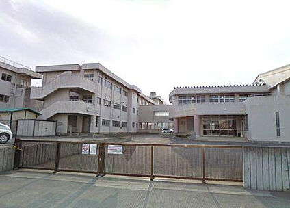 相武台中学校 1396m(徒歩18分)