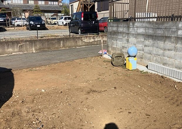 【外観_2】外観は建物の第一印象を決める重要な要素です。複数の方向から見ることで、建物の存在感や周辺との調和、デザインの良さなどがより明確に分かります。お気に入りの建物を見つけてみてください。
